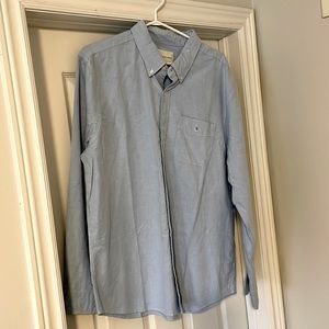 Soft and stylish mens 100% cotton dress shirt